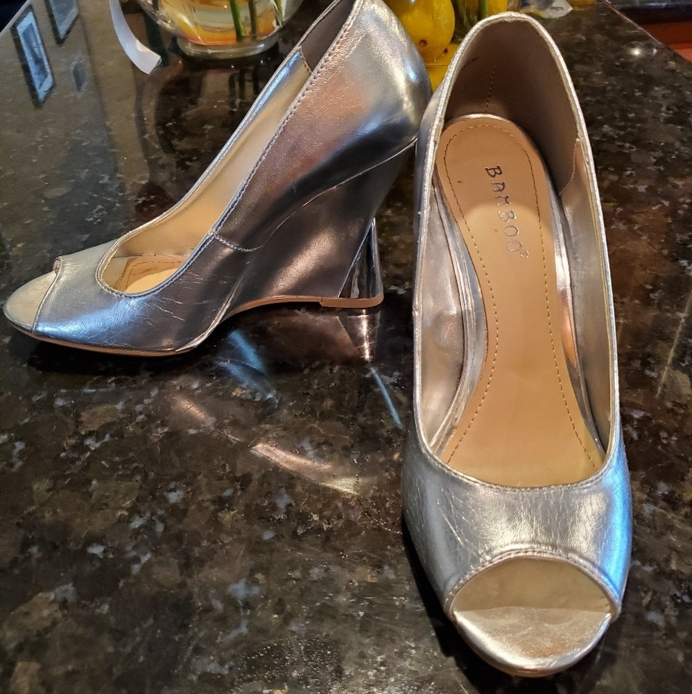 Silver Wedges